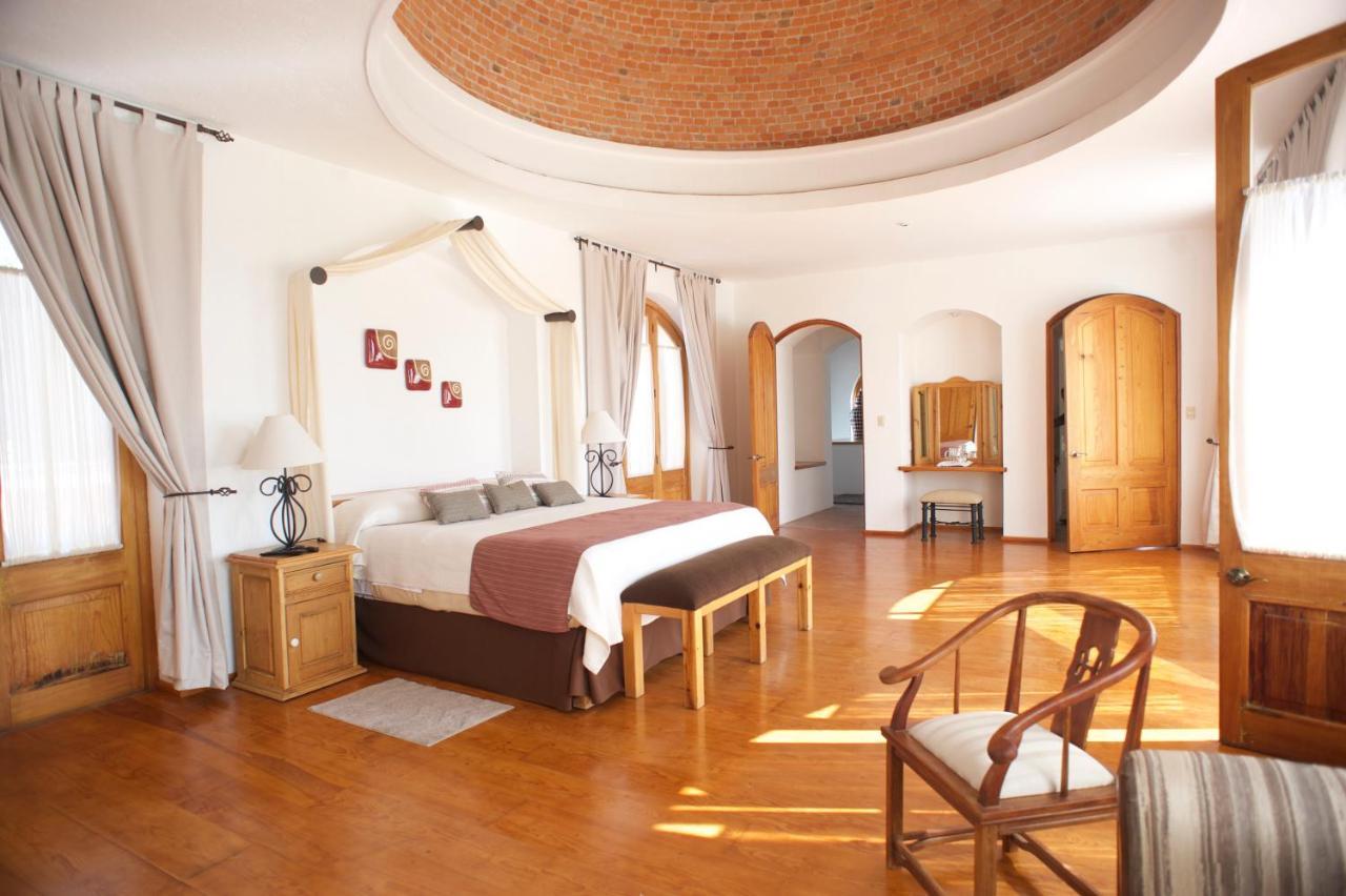 La Casona De Los Colibries El Pueblito  Ngoại thất bức ảnh