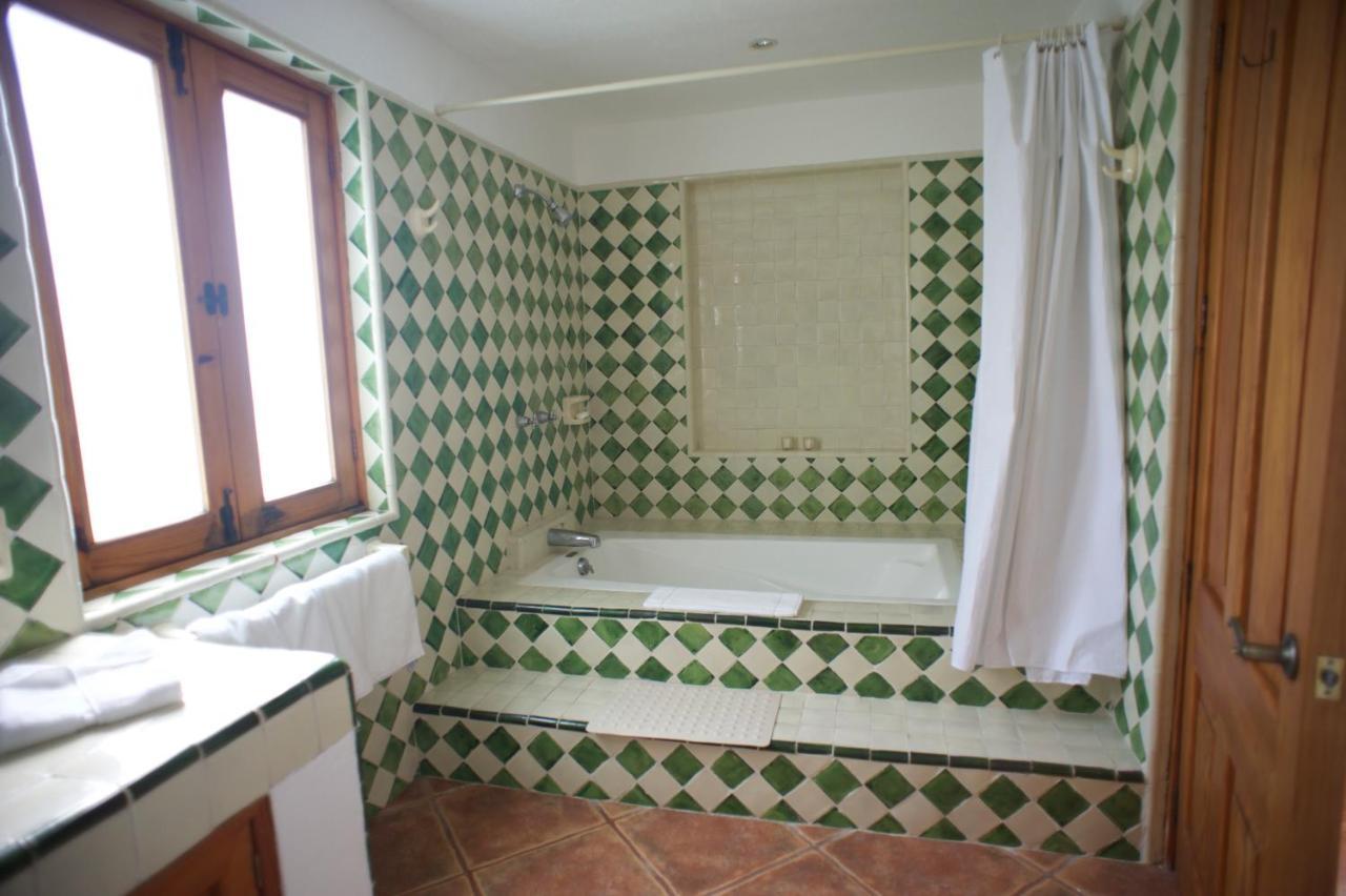 La Casona De Los Colibries El Pueblito  Ngoại thất bức ảnh