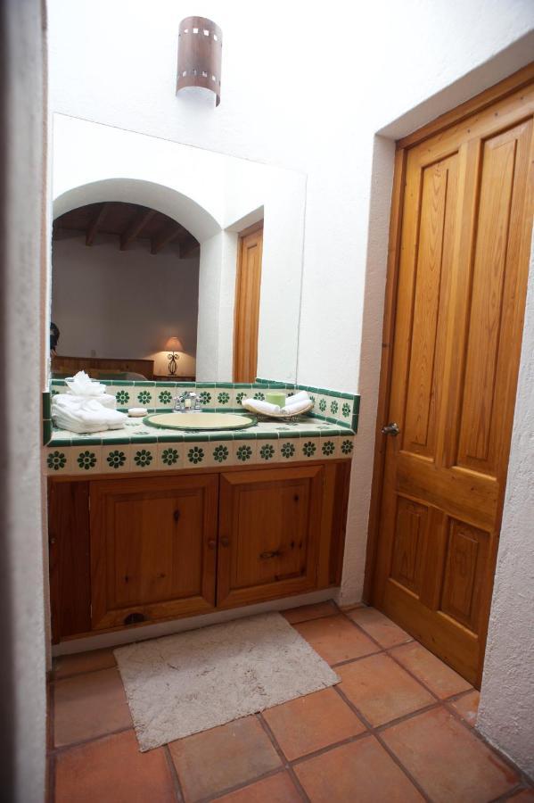 La Casona De Los Colibries El Pueblito  Phòng bức ảnh
