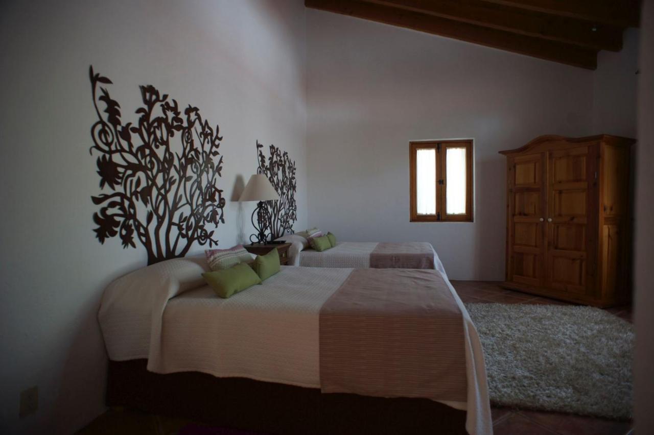 La Casona De Los Colibries El Pueblito  Ngoại thất bức ảnh