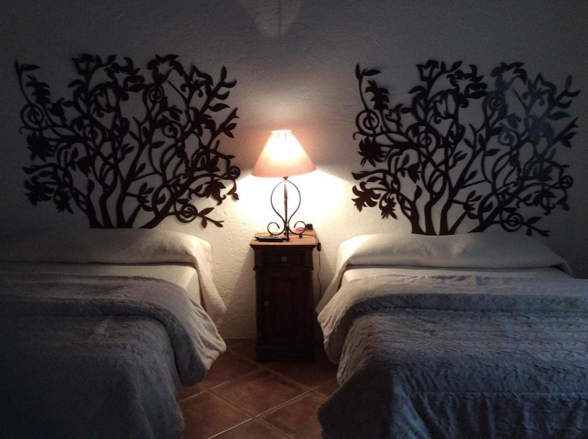 La Casona De Los Colibries El Pueblito  Ngoại thất bức ảnh
